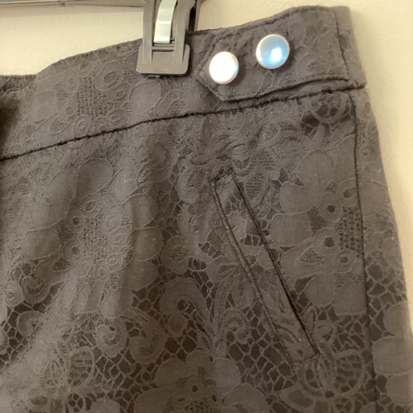 Soho Apparel LTD sz 6 casual mini short black lace Like New Pockets - Picture 9 of 14